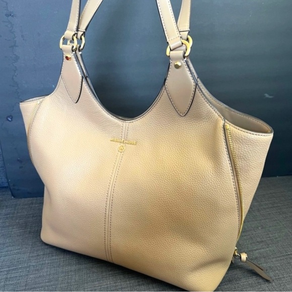 Michael Kors Bags Nwt Michael Kors Beth Purse Tote Poshmark
